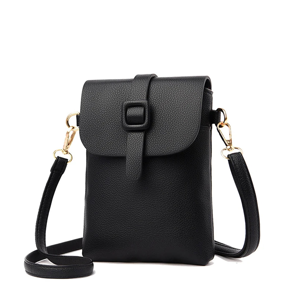 Bolso de Hombro Negro Flap: Elegancia Compacta y Versatilidad Diaria