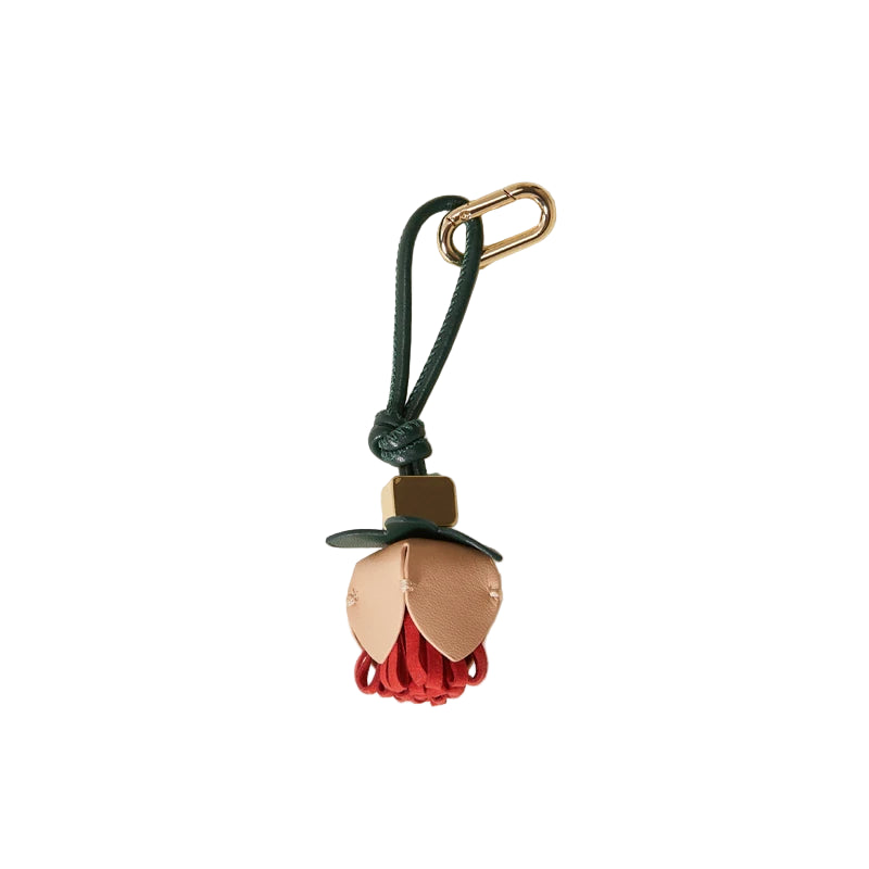 Charm de Cuero con Diseño de Flores – Accesorio Elegante para Bolsos