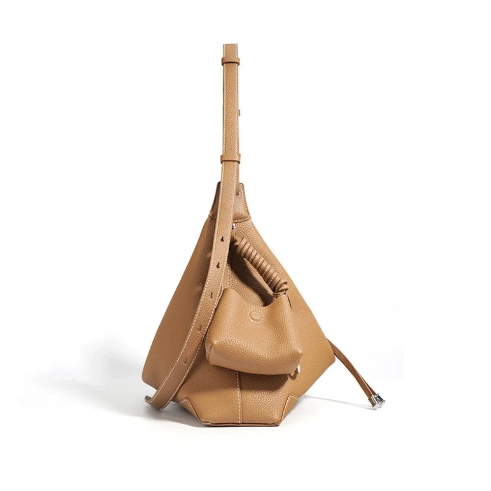 Bolso Tote de Piel Genuina: Máxima Capacidad y Diseño Elegante con Monedero
