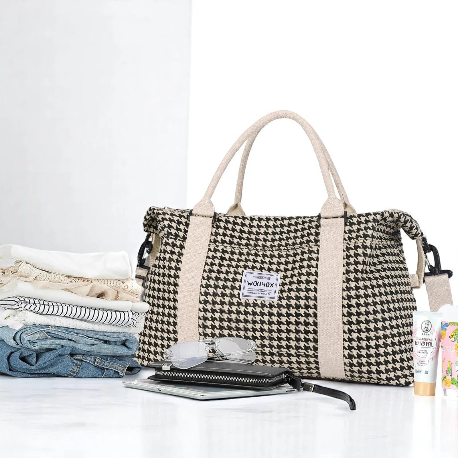 Bolsa de Viaje Tote de Nylon: Ligereza y Estilo para Cada Aventura
