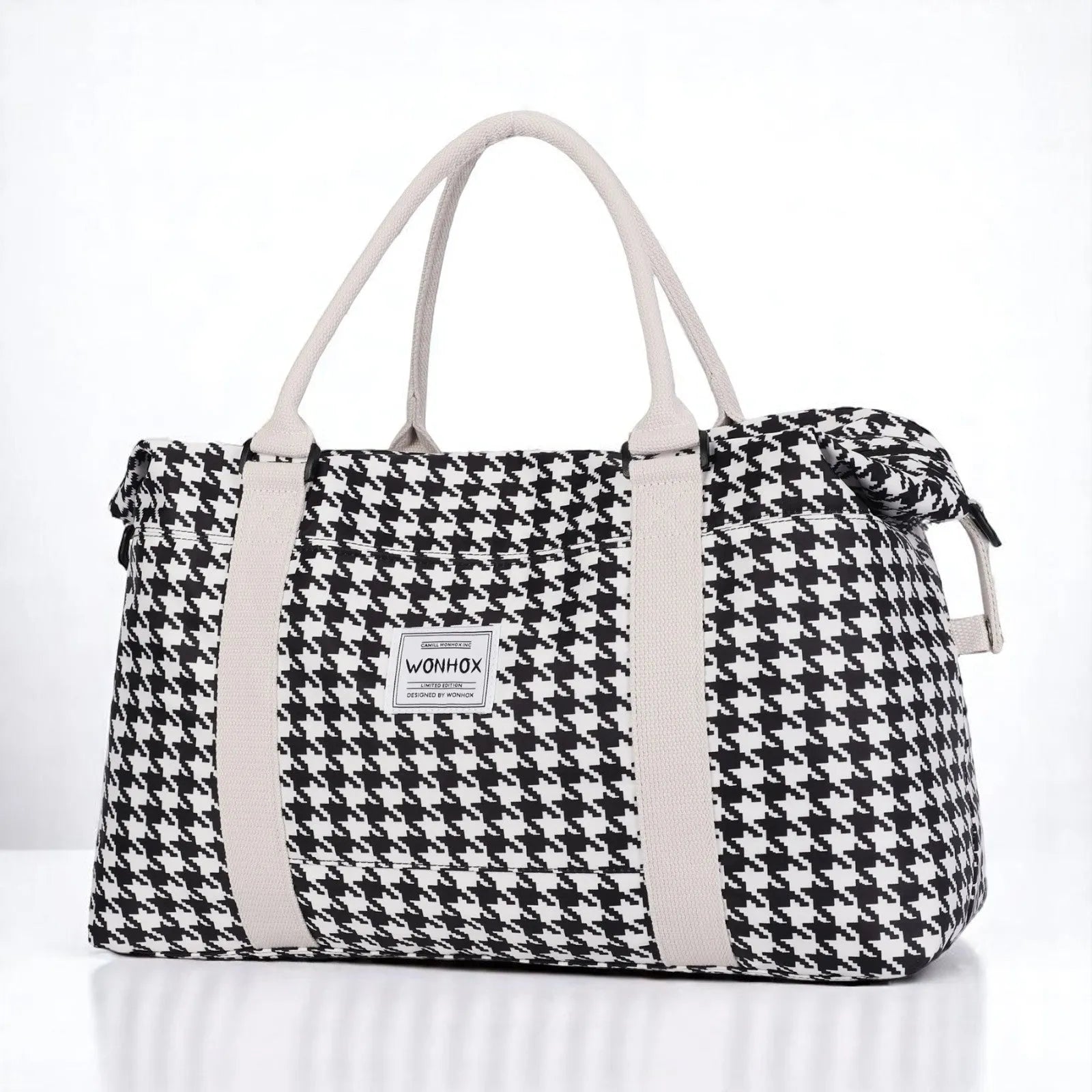 Bolsa de Viaje Tote de Nylon: Ligereza y Estilo para Cada Aventura