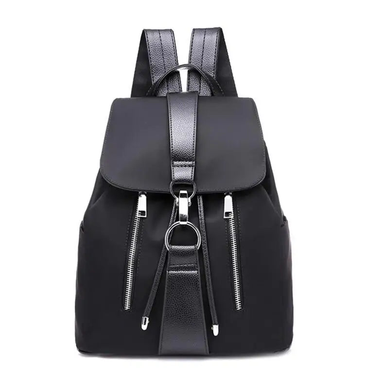 Mochila Casual de Nylon para Mujer – Ligereza, Estilo y Comodidad