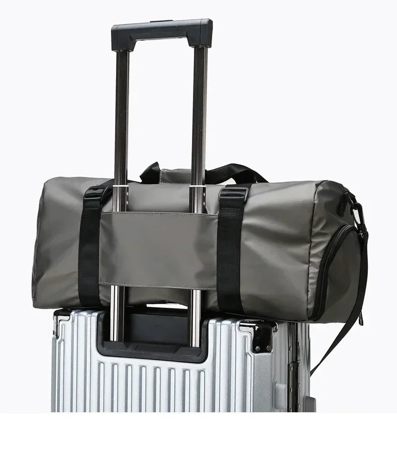 Bolsa Duffel Deportiva y de Viaje: Impermeable, Unisex y con Separación Seco/Húmedo