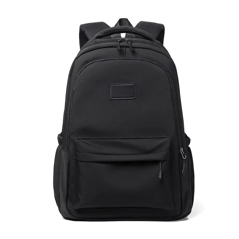 Mochila de Poliéster Impermeable para Mujer – Elegancia y Comodidad Urbana