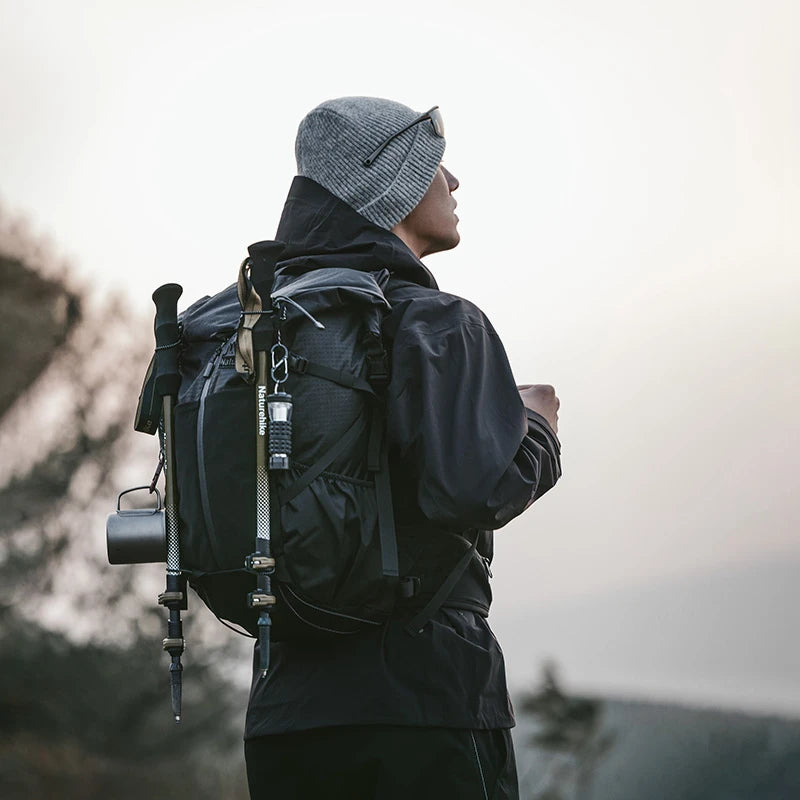 Mochila Outdoor Naturehike 30+5L Negra – Técnica, Ligera y Ergonómica