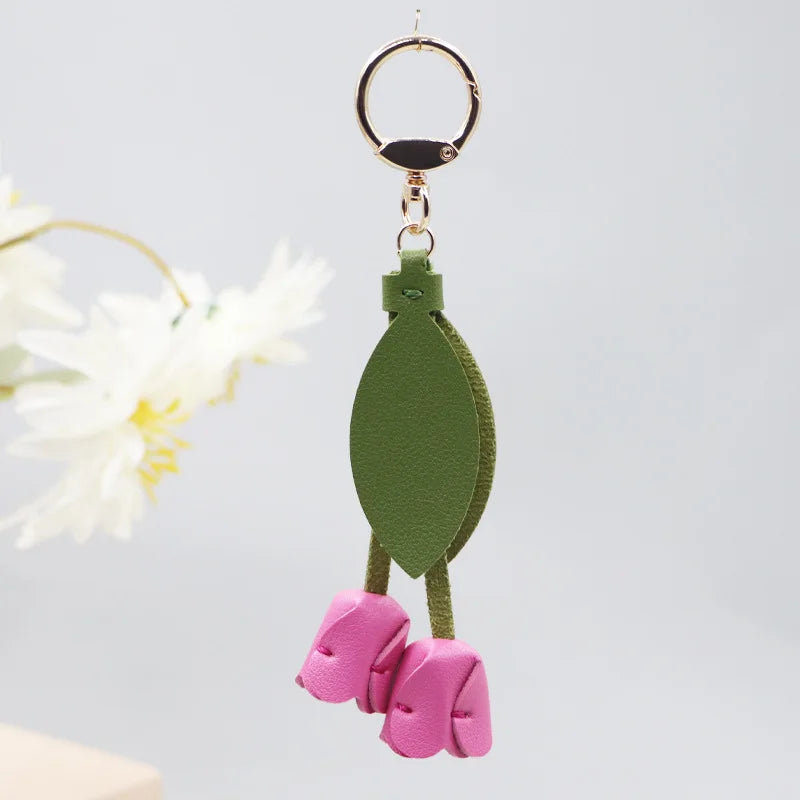 Charm Flores Cuero para Bolso – Accesorio Floral Romántico
